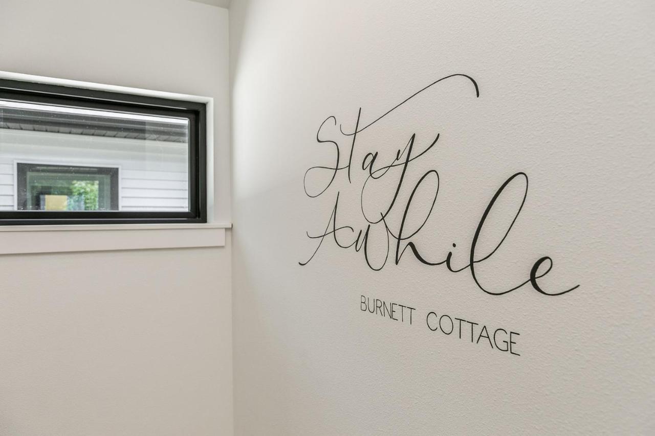 Burnett Cottage - Og Cedar Rapids Zewnętrze zdjęcie